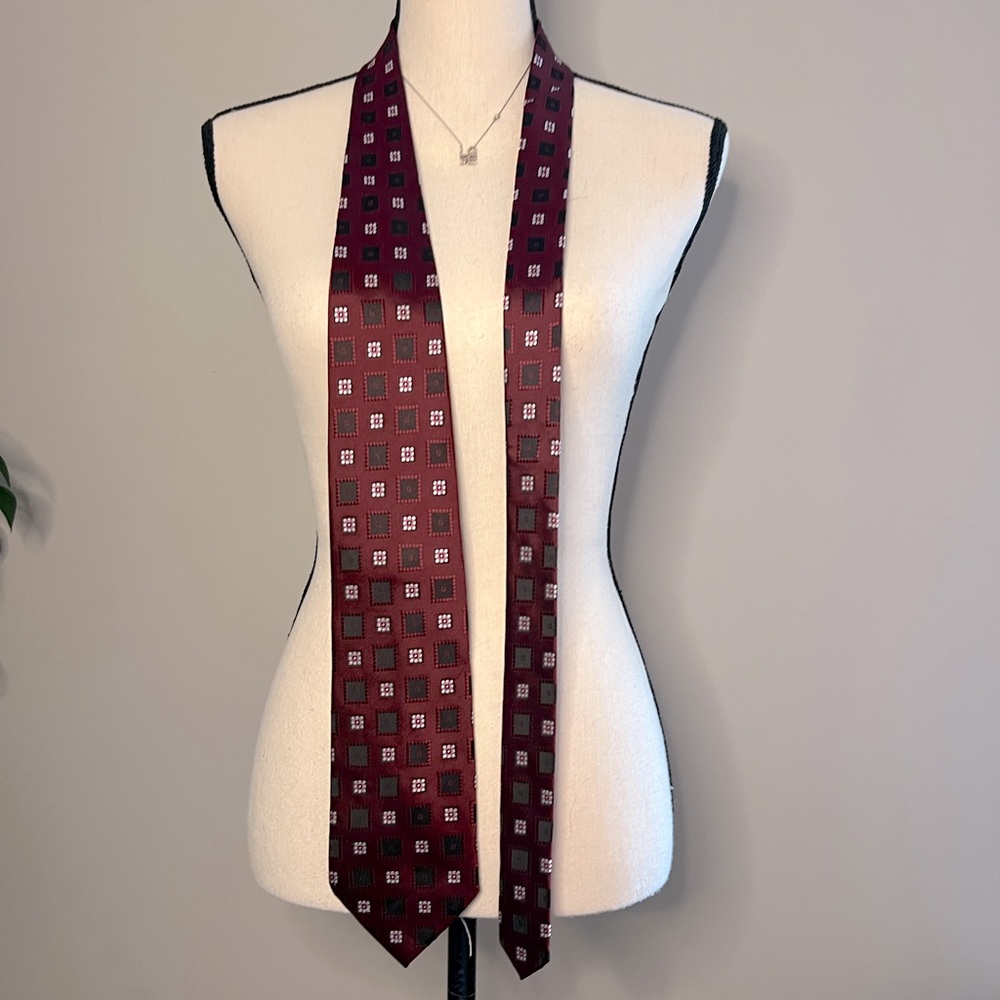 Vintage Men's Umberto Frasi Square Pattern Tie with Matching Pocket Square